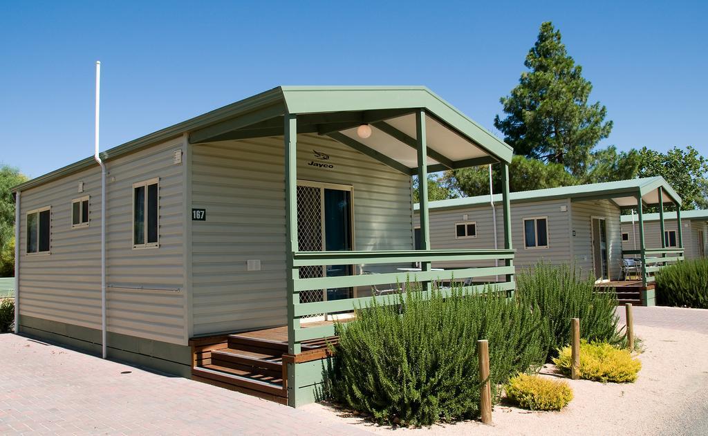 Berri Riverside Holiday Park Exteriör bild